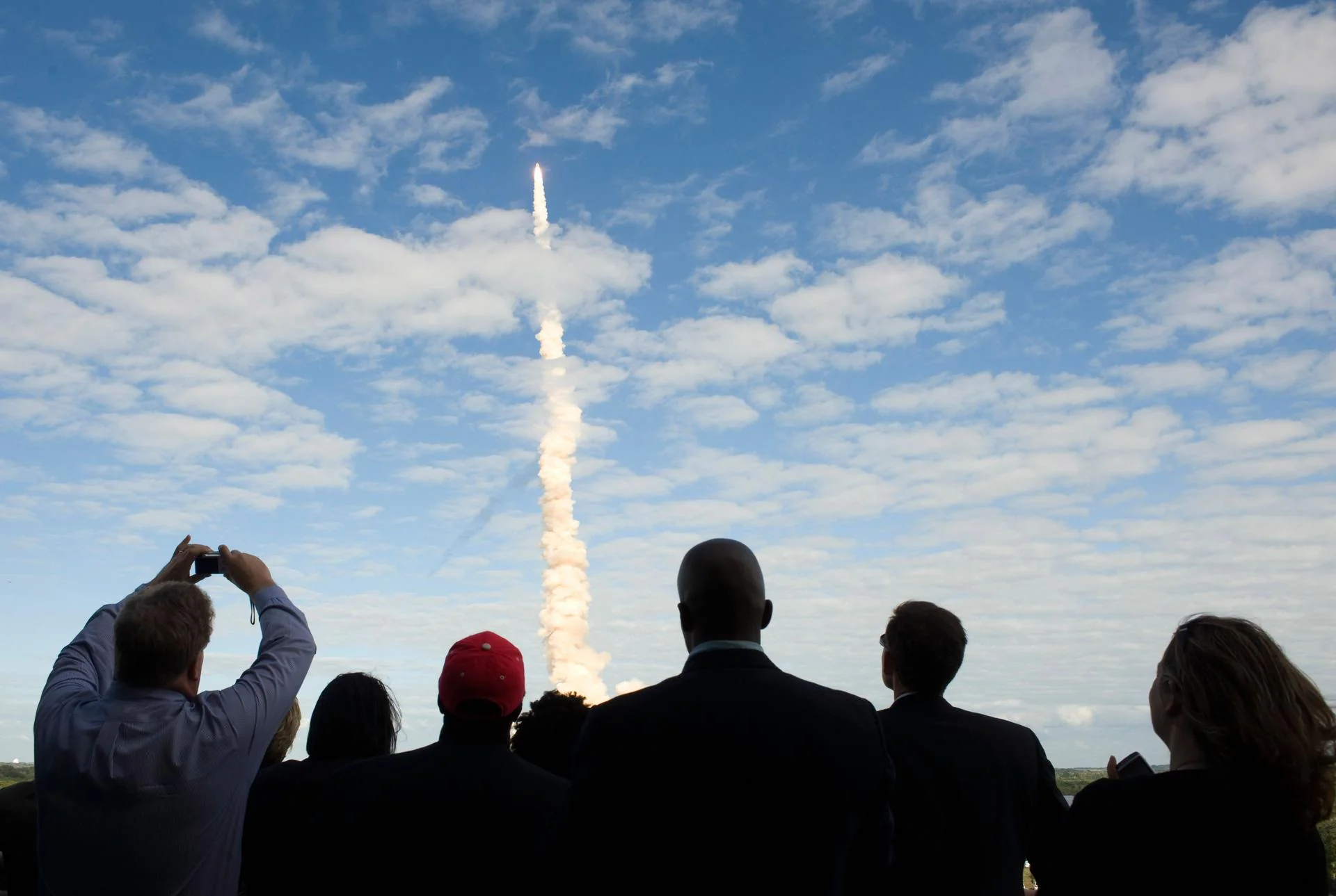 Space Shuttle Atlantis STS-129 launch, November 2009 (NASA)